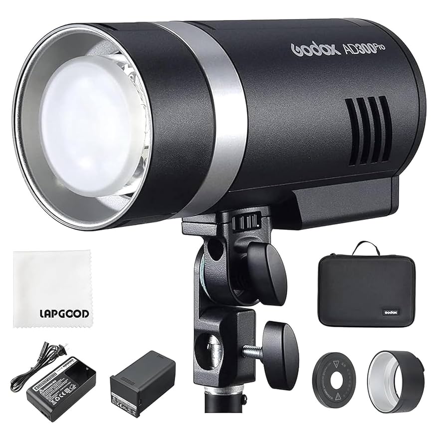 AD300pro 大光量　Godox Amazon.com : Godox AD300Pro AD300 PRO Outdoor Flash 300W
